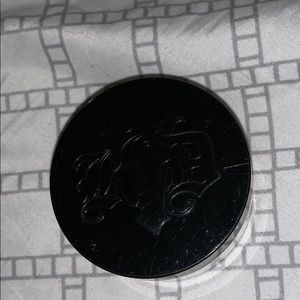 Kat Von D brightening powder